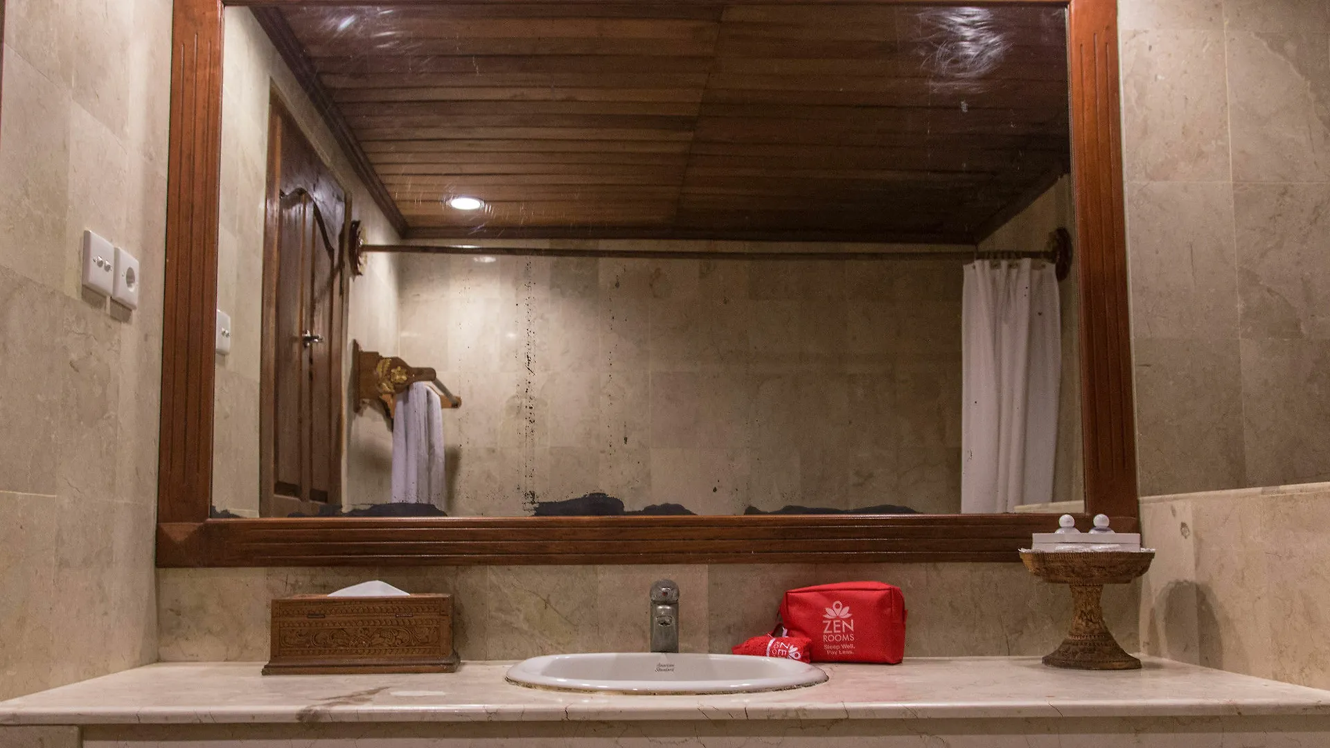 Zen Rooms Jimbaran Pantai Kedonganan Hotel